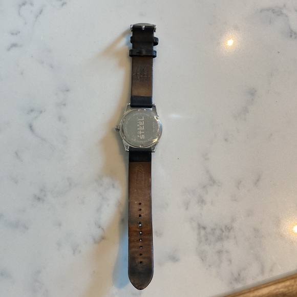 Fossil Watch - Picture 4 of 6